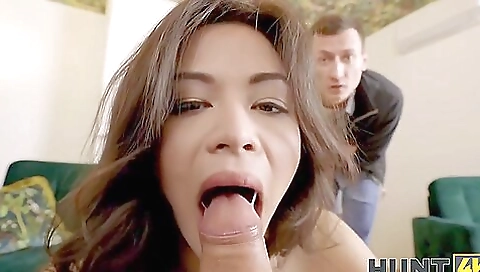 A Girl Is Ready To Cheat On Her Boyfriend For Pleasure And Money
