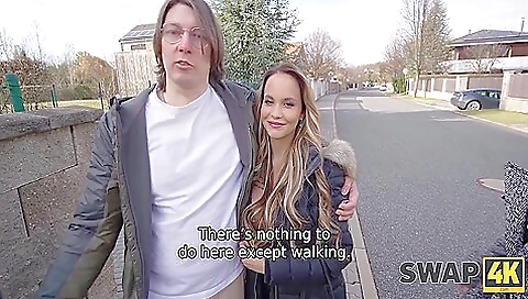 Banged A Girl With Large Breasts In A Threesome While Her Boyfriend Was Taking A Shower